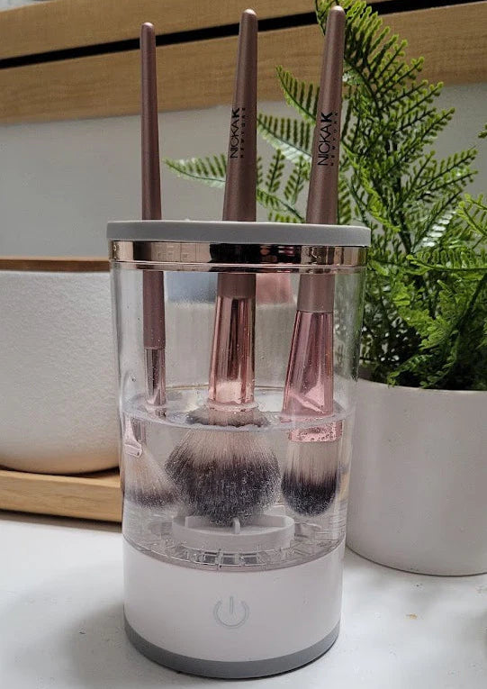 LUMI - Makeup Brush Cleaner